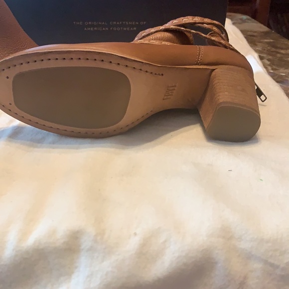 BNIB FRYE BOOTIES - Picture 4 of 5